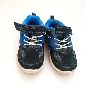 Toddler Osh kosh - size 6